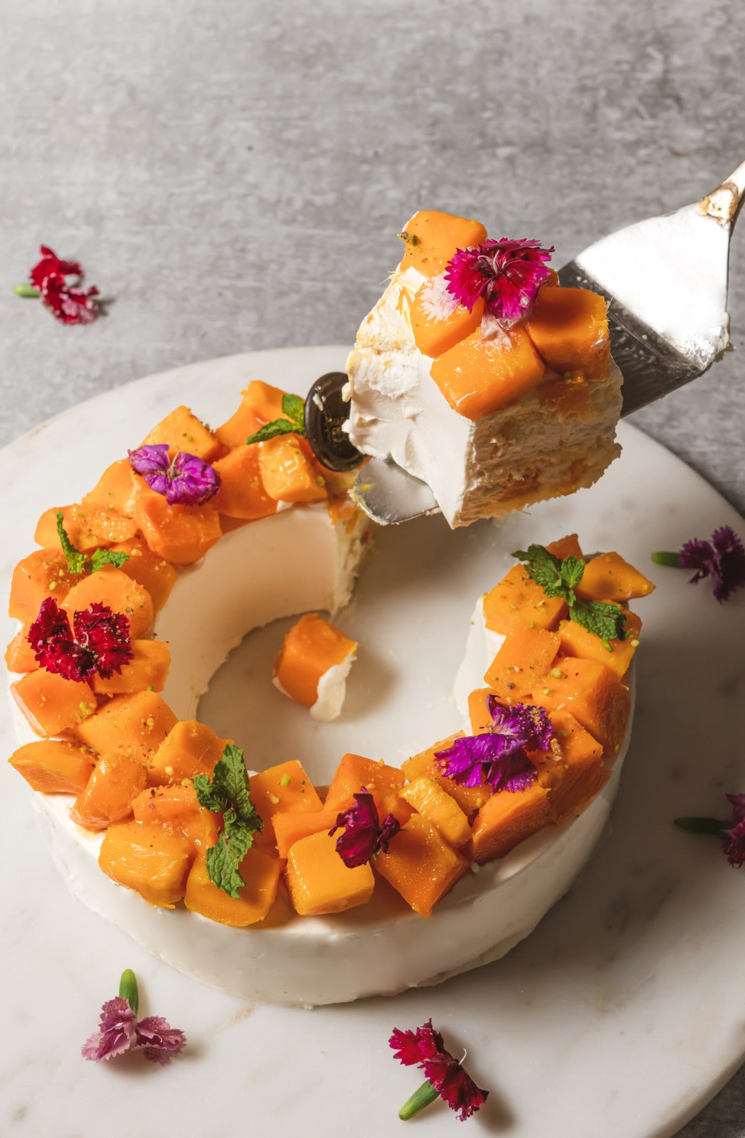 Mango Chiffon Cake (750 Grams)