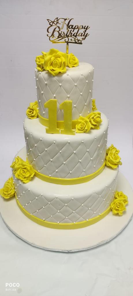Yellow rose tier cake  OC69