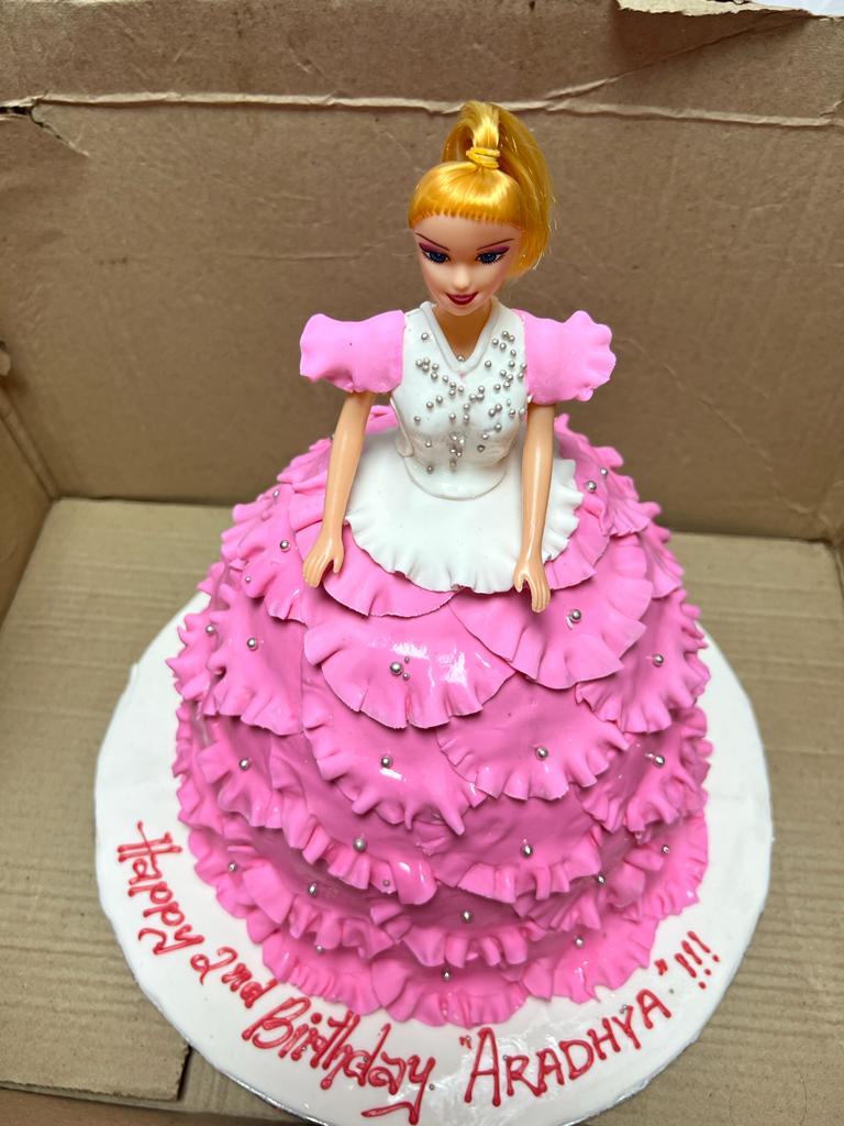 Barbie cake OC76