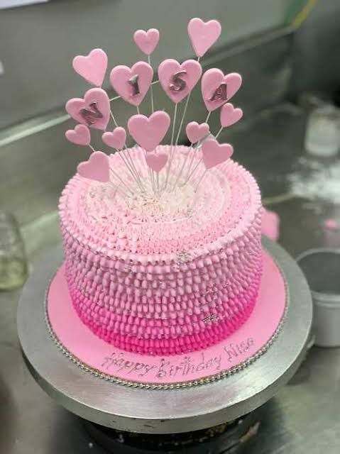 Pink heart stick cake OC7
