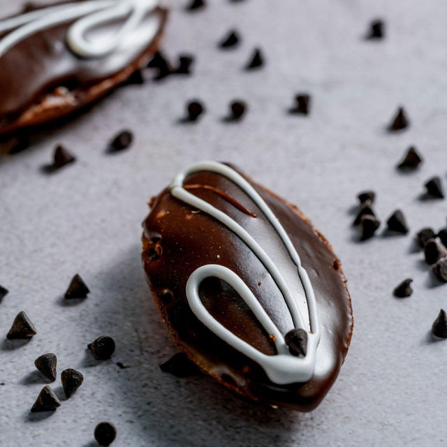 Order pastries Online and Explore our Collection | Flurys