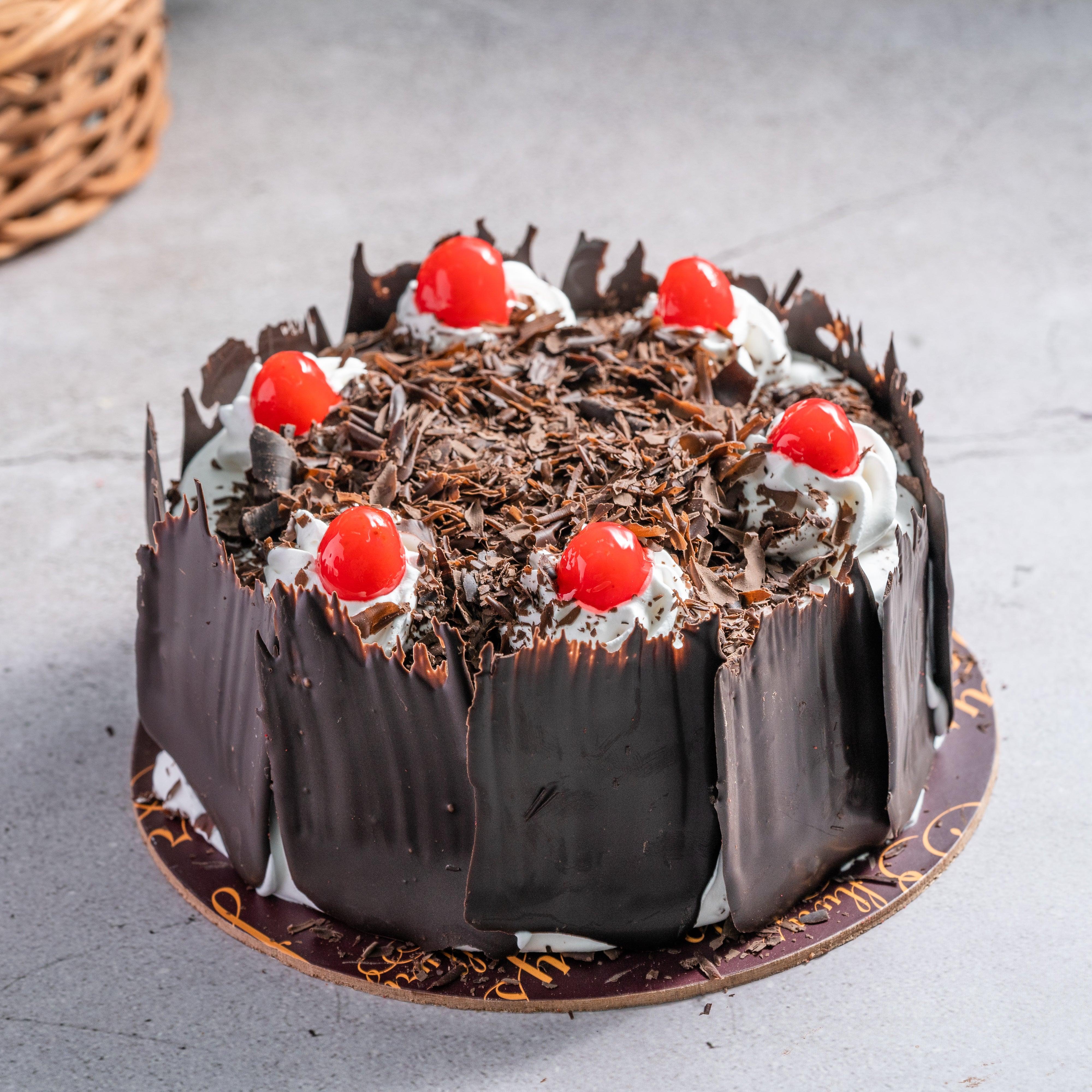 Blackforest Cake – Manna European Bakery & Deli
