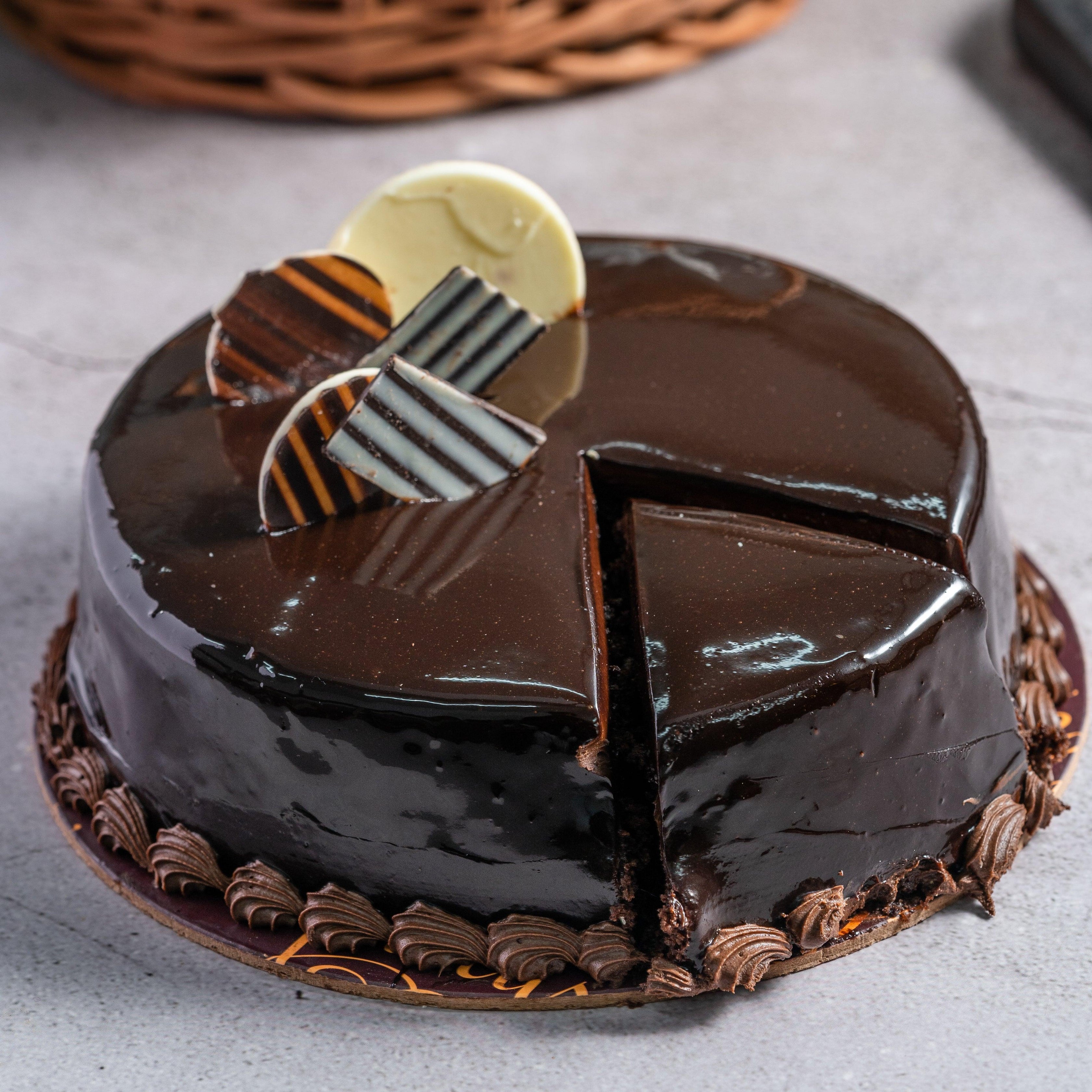 Order Eggless Chocolate Truffle Cake Online Flurys