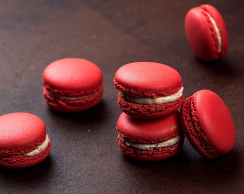 Buy Gulkand Flavoured Macarons Online at Best Prices | Flurys